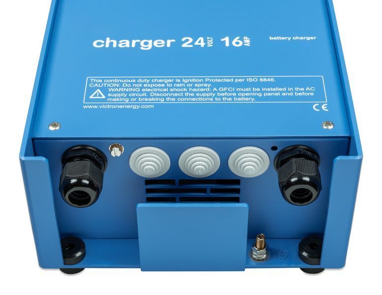 Victron Phoenix Charger 24V 16A dual-output transformer 120/240V - PCH024016001 PCH024016001 photo